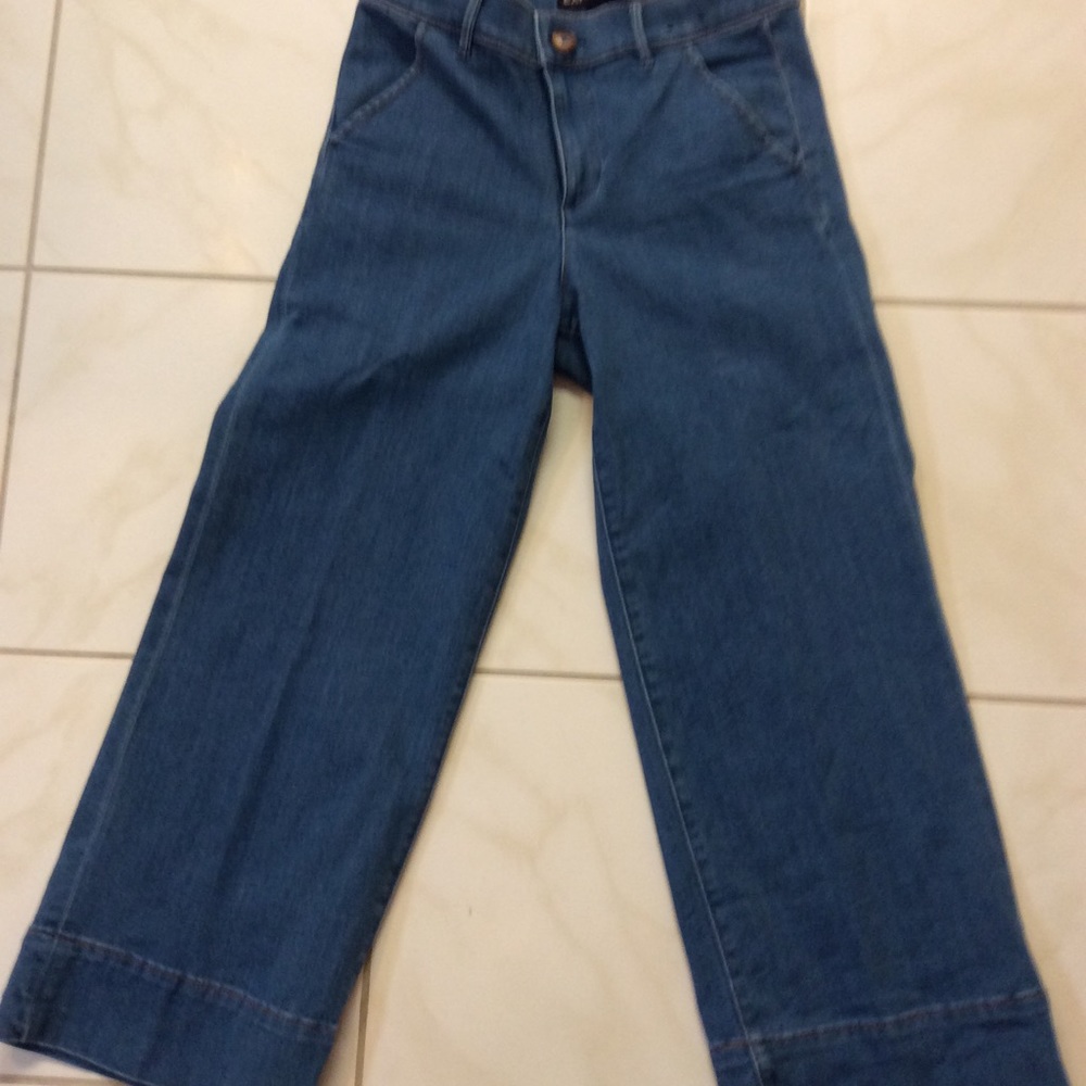 Jeans - Picture 2 of 2